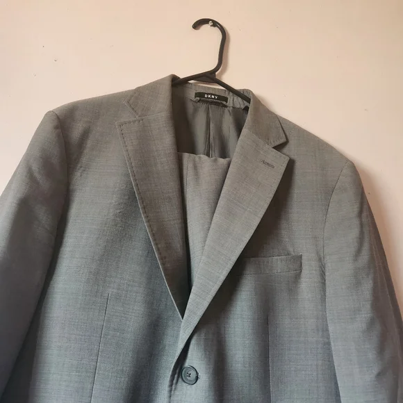 Dkny Men's Gray 100% Wool Suit Size 42S - Picture 4 of 15